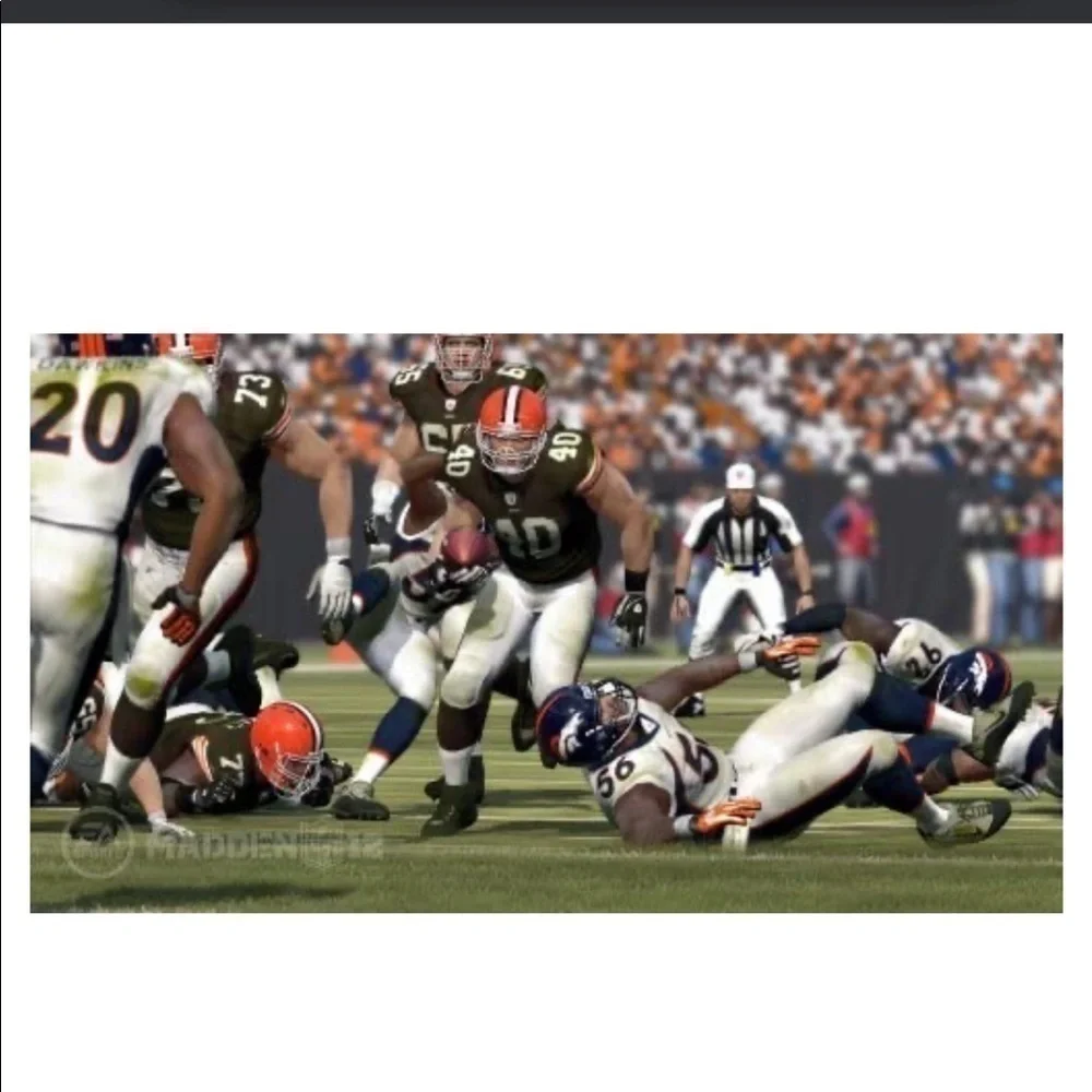 𝅺15 & 16. MADDEN NFL 12 - Xbox 360 Video Game